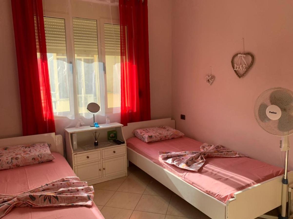 Lungomare Apartment Sea Home Vlore Luaran gambar